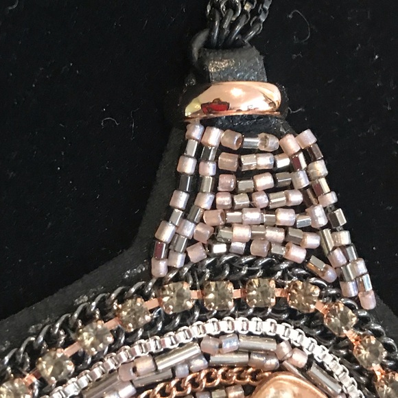 Stella And Dot Constantine Feather Statement Bib Necklace - Picture 5 of 9